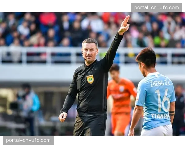 前英超名哨克拉滕伯格评论当前裁判尺度与沟通问题